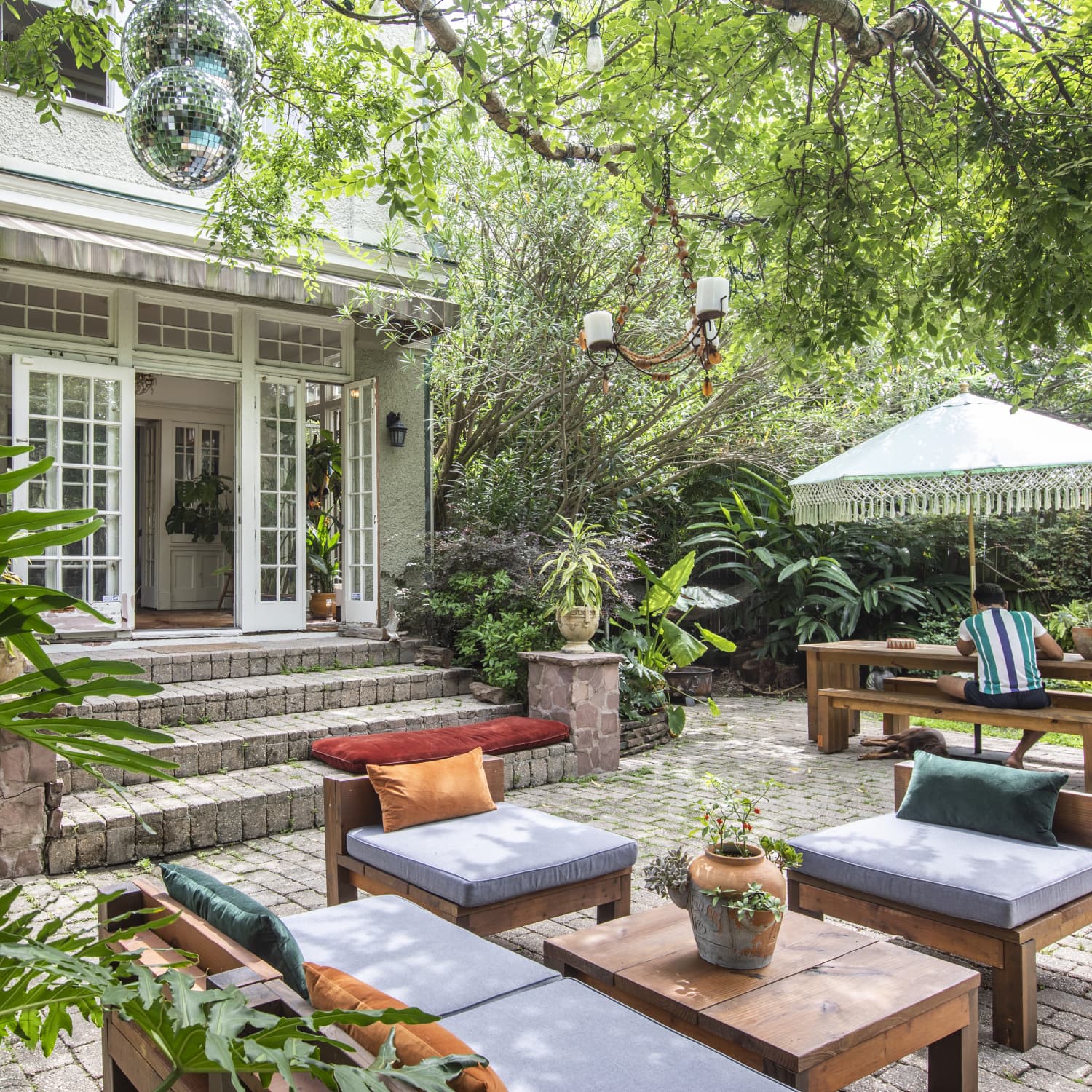 Comfy outdoor lounge chairs clearance